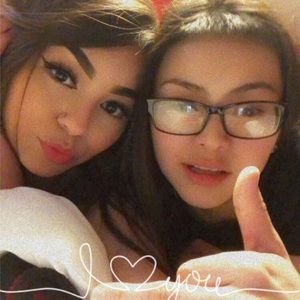 Meet your Posher, Makieli